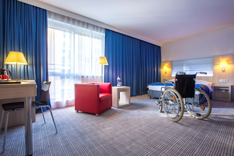 Bedroom 2, Park Inn by Radisson Linz, Linz