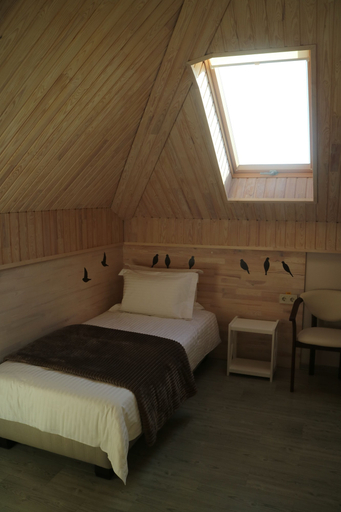 Bedroom 2, Ministerka Lake House, Obolons'kyi
