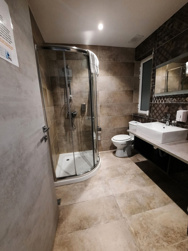 Bathroom 3, Shoreline Hotel, St Julian's