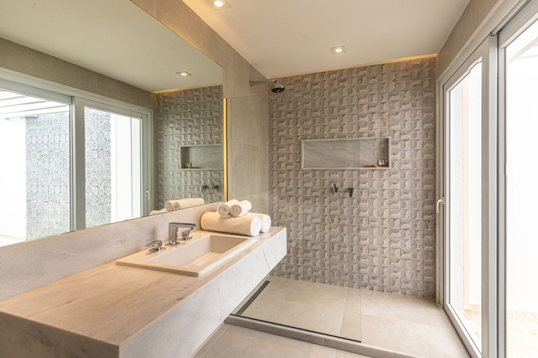 Bathroom 4, Villa Raphael, Armação dos Búzios