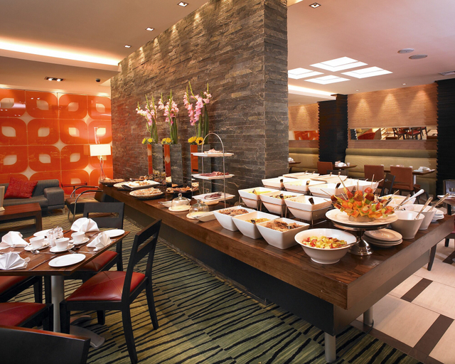Food & Drinks 5, Southern Sun Newlands, City of Cape Town