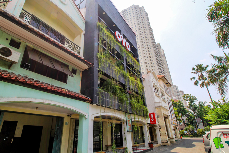 Exterior & Views 2, Capital O 217 A1 Hotel, Surabaya