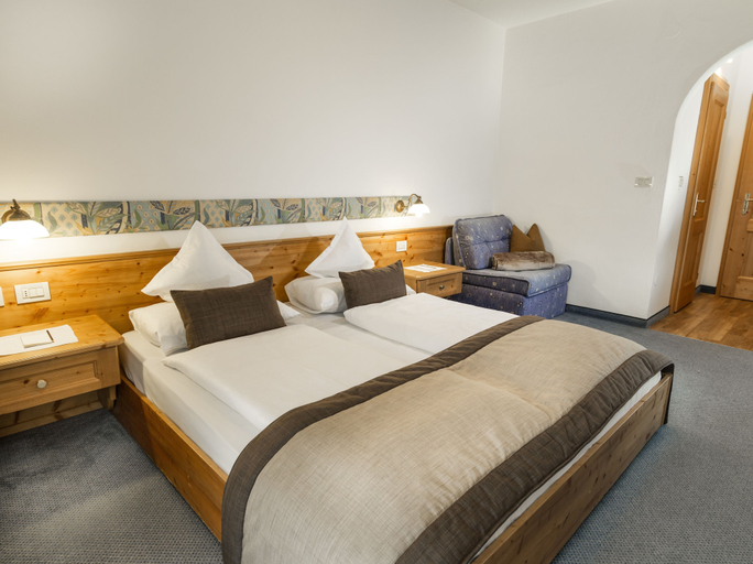 Bedroom 3, Der Verdinser Hof, Bolzano