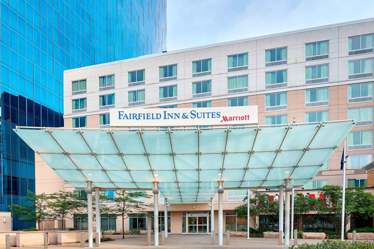 Exterior & Views 2, Fairfield Inn & Suites by Marriott Indianapolis Downtown, Indianapolis