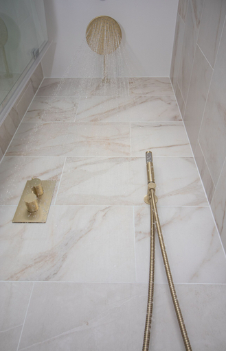 Bathroom 4, Three Falcons Hotel, London