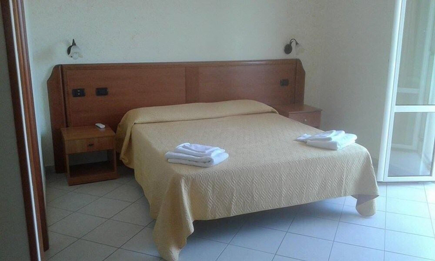 Bedroom 3, Hotel Ristorante La Decanata, Crotone