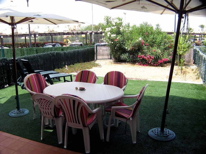 Food & Drinks, Venavera D30B - Ground Garden 2 Dorm 1 Bath, Walk to Beach, Almería