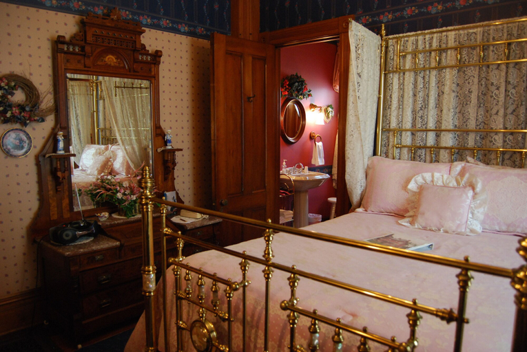 Bedroom 2, Squiers Manor B&B, Jackson
