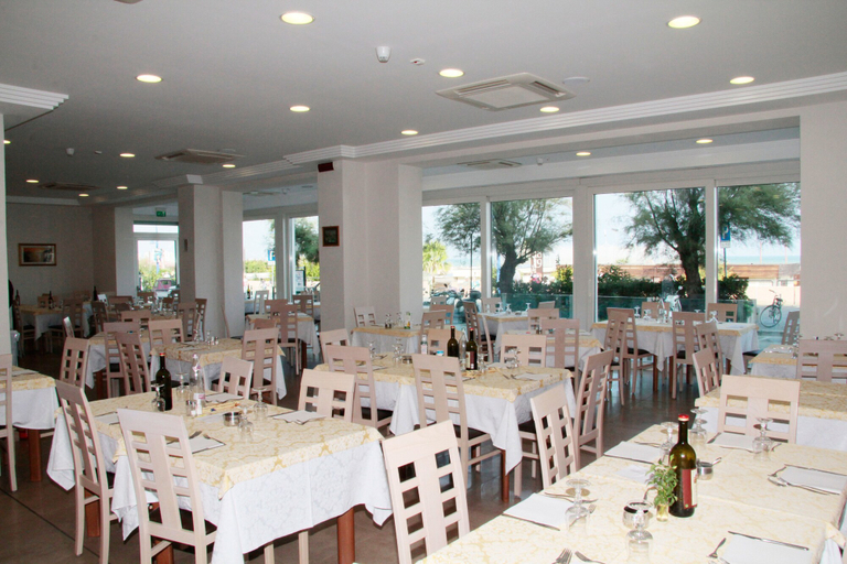 Food & Drinks 5, Hotel Bellevue, Rimini