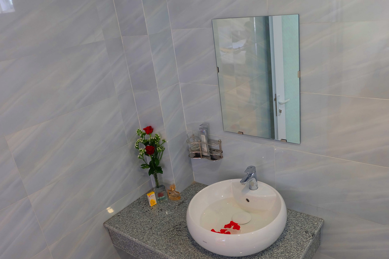 Bathroom 4, Green Hotel Quy Nhơn - Hostel, Qui Nhơn