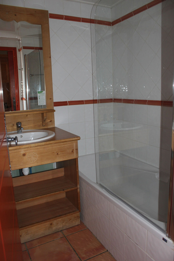 Bathroom 5, Praroustan by Actisource, Alpes-de-Haute-Provence