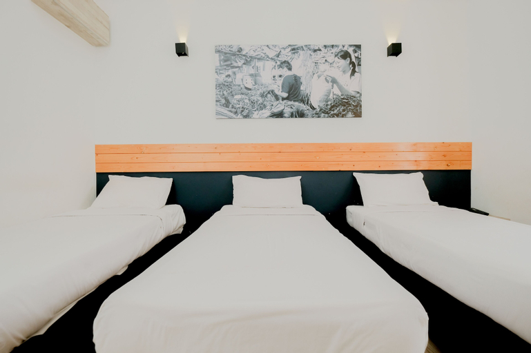 Bedroom 30