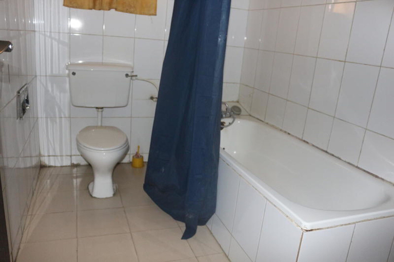 Bathroom 3, Amanda Hotels Limited, Obio/Akp
