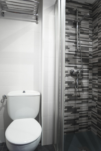 Bathroom 5, Hostal del Campo, Ávila