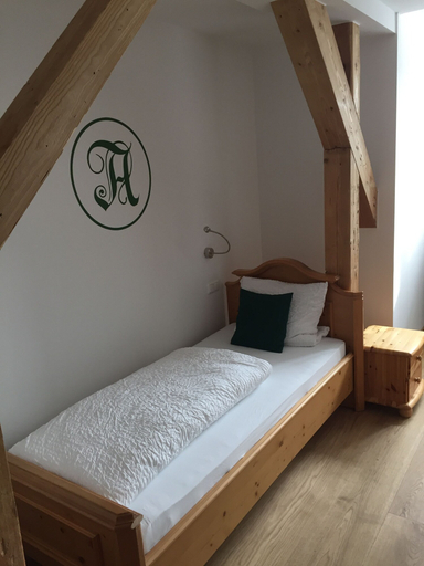 Bedroom 4, Angermühle Landgasthof, Traunstein