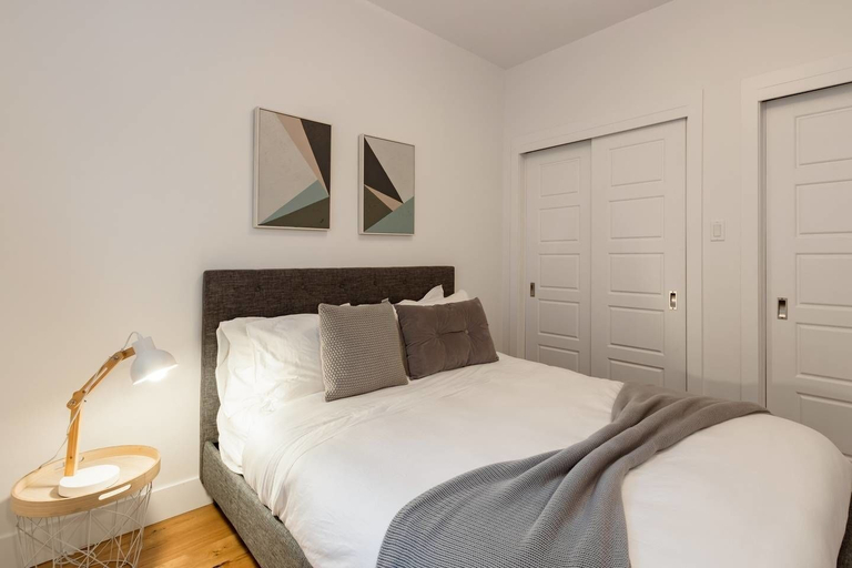 Bedroom 3, Exquisite Modern Condo in Little Italy, Montréal