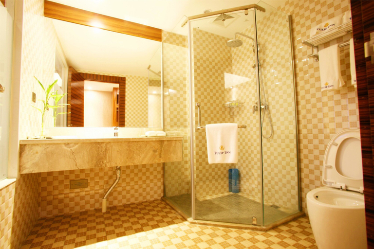 Bathroom 3, Tulip Inn Chengdu Airport, Chengdu