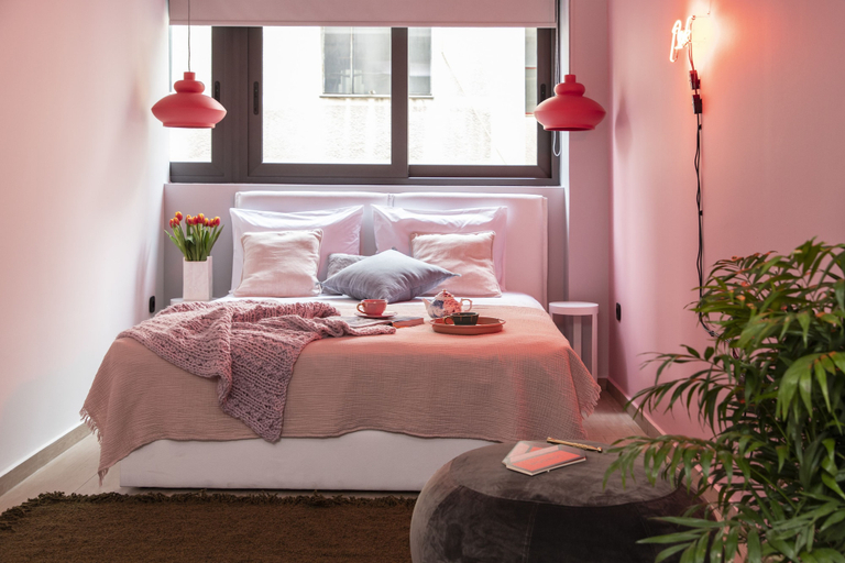 Bedroom 4, 14 Reasons Why, Attica