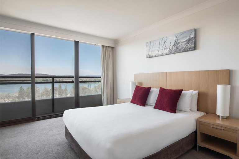 Bedroom 3, BreakFree Capital Tower, Canberra