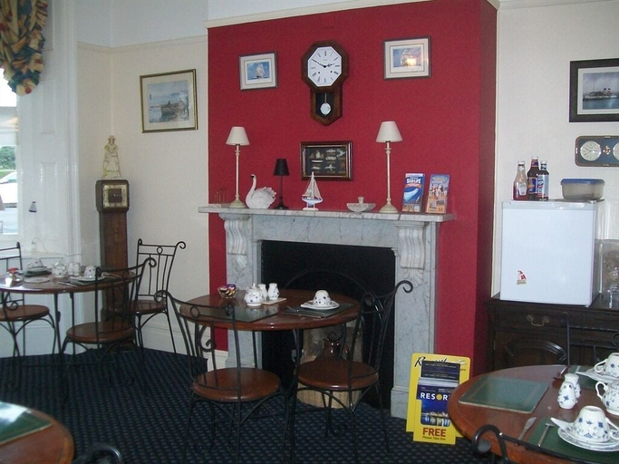 Others 2, Boaters Guesthouse, Dorset