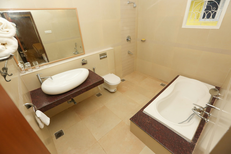 Bathroom 3, Avenue 11 Boutique Residences, Chennai