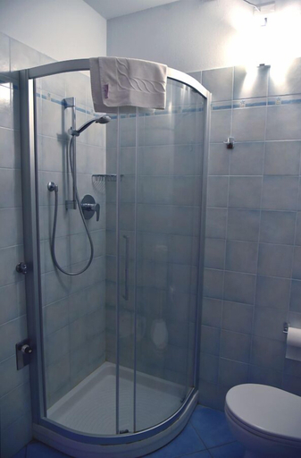 Bathroom 3, Agriturismo Argaland, Parma