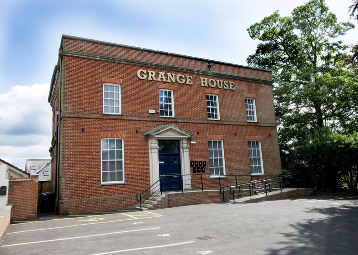 Exterior & Views, Pretty Properties Grange House Apartment 2, Darlington