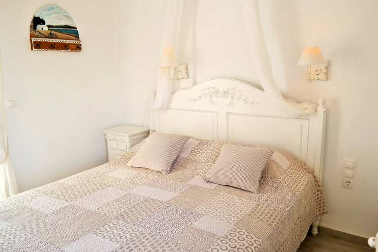Bedroom 3, Annio Studios, South Aegean