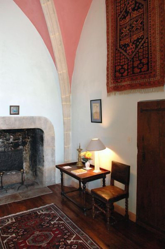 Others 5, Chateau royal de Saint-Saturnin, Puy-de-Dôme