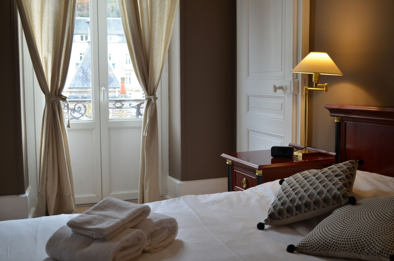 Bedroom 2, L'Empereur, sa Femme et le petit Prince, Vosges
