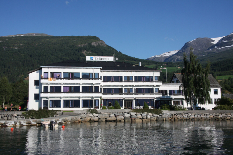 Exterior & Views 2, Innvik Fjordhotel - Misjonheimen, Stryn