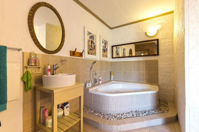 Bathroom 4, Oceanview B&B 85 Oceanview Drive, Overberg