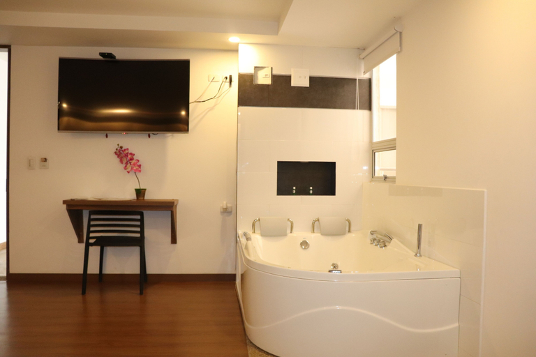 Bathroom 3, Hotel Bogotá DC, Santafé de Bogotá