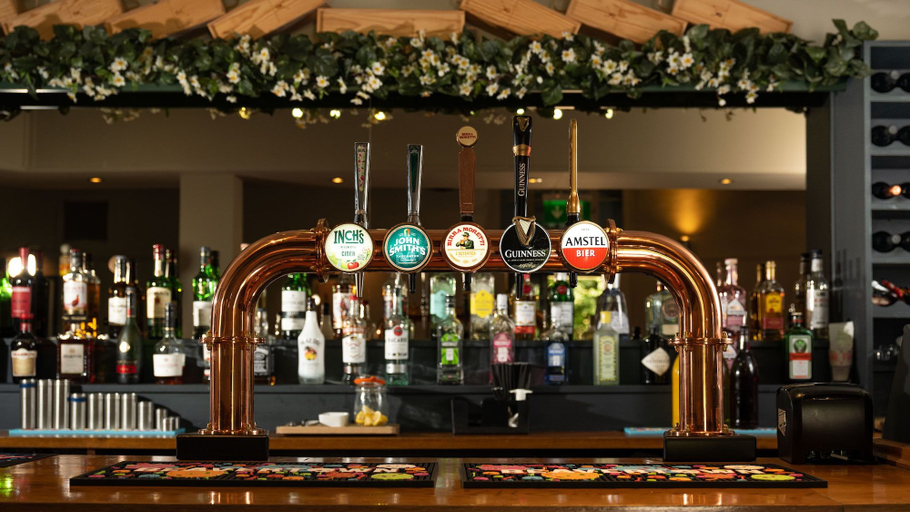 Food & Drinks 4, The Worlds End, Northamptonshire