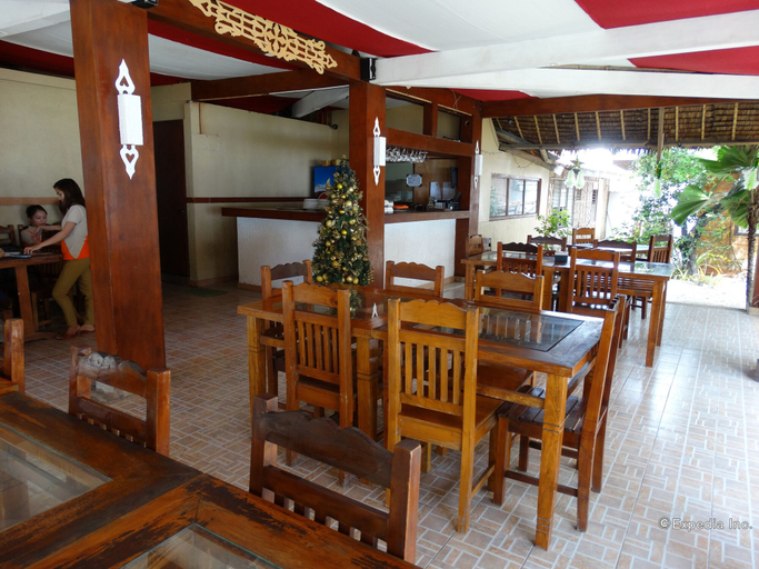 Food & Drinks 5, Whites and Greens Beach Resort, Panglao