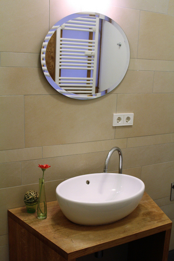Bathroom 4, Münster Altstadttraum, Münster