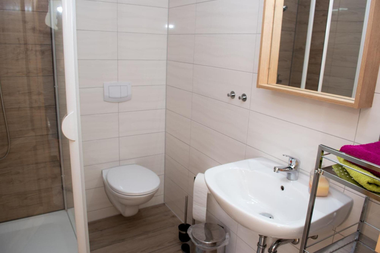 Bathroom 5, Pension Böttger, Harz