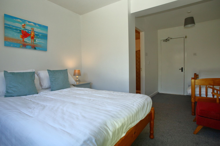 Bedroom 3, Riverfield Bed and Breakfast