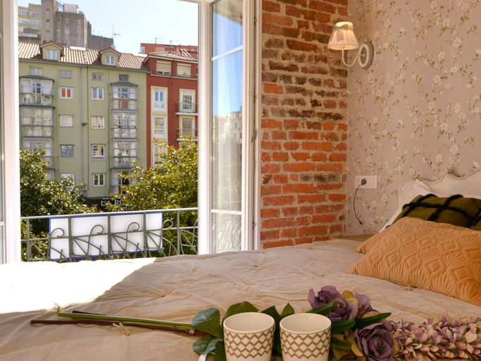 Others 4, Centersuite Santander, Cantabria