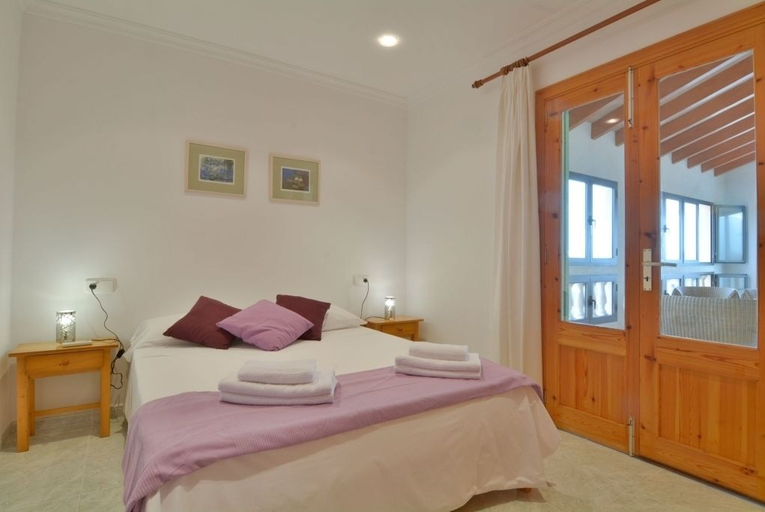 Bedroom 2, Mallorca Beach front line Apartment, Baleares