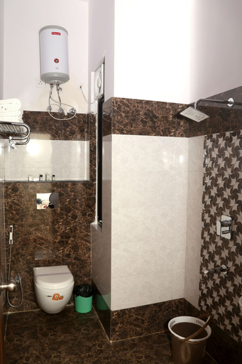 Bathroom 4, Hotel The Grand Kukas, Jaipur