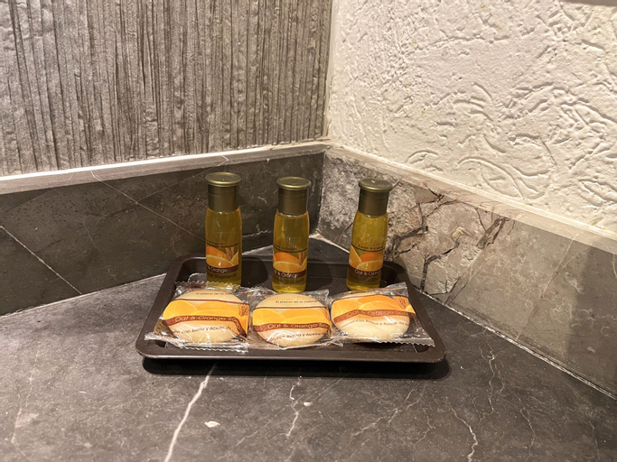 Food & Drinks 3