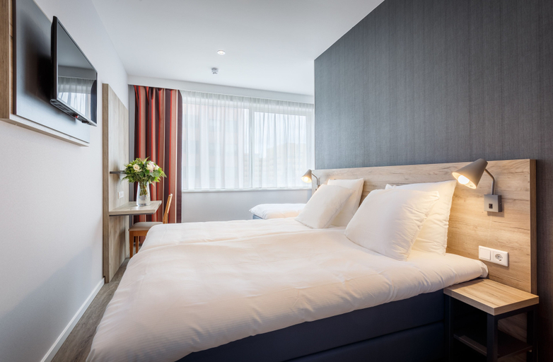 Bedroom 2, Joy Hotel, Amsterdam