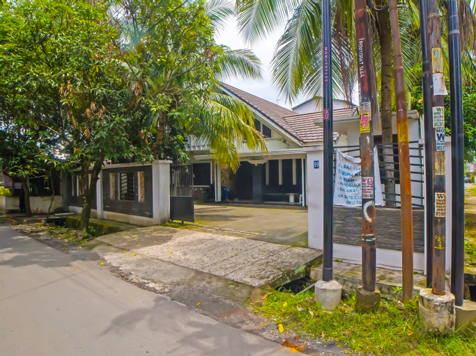 OYO 92314 De Coco Guesthouse, Medan