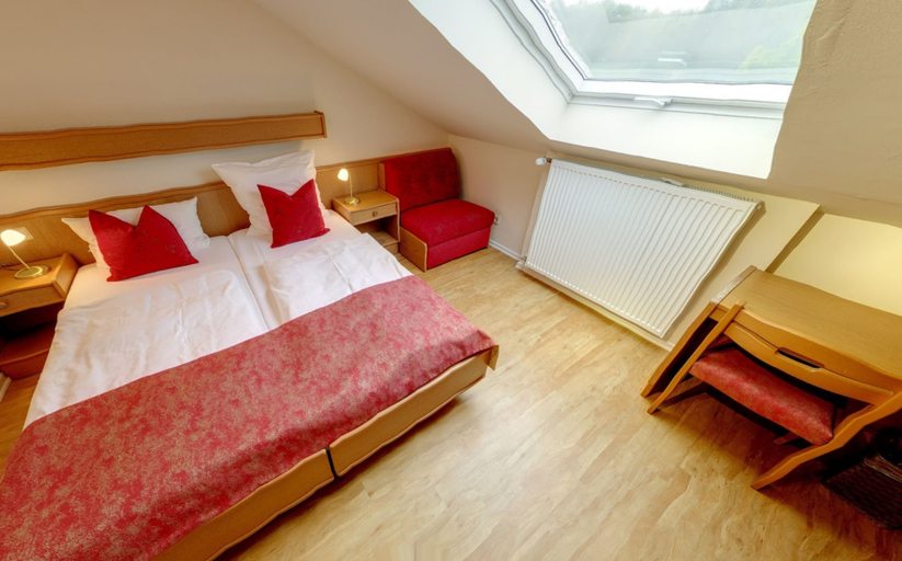 Bedroom 2, Hotel & Restaurant Zur Windmühle, Warendorf