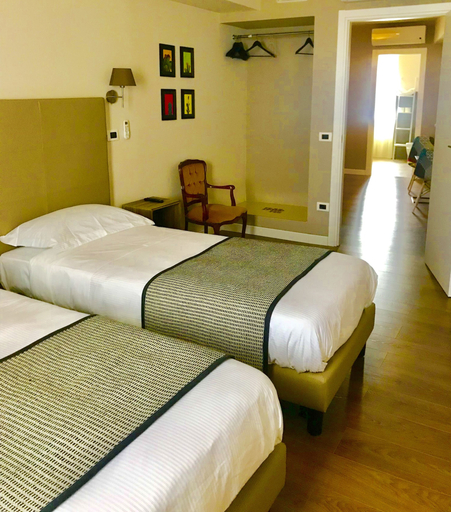 Bedroom 3, Home 146, Catanzaro
