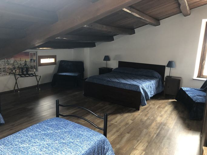 Bedroom 3, BB Il Re Alla Reginella Guest House, Roma