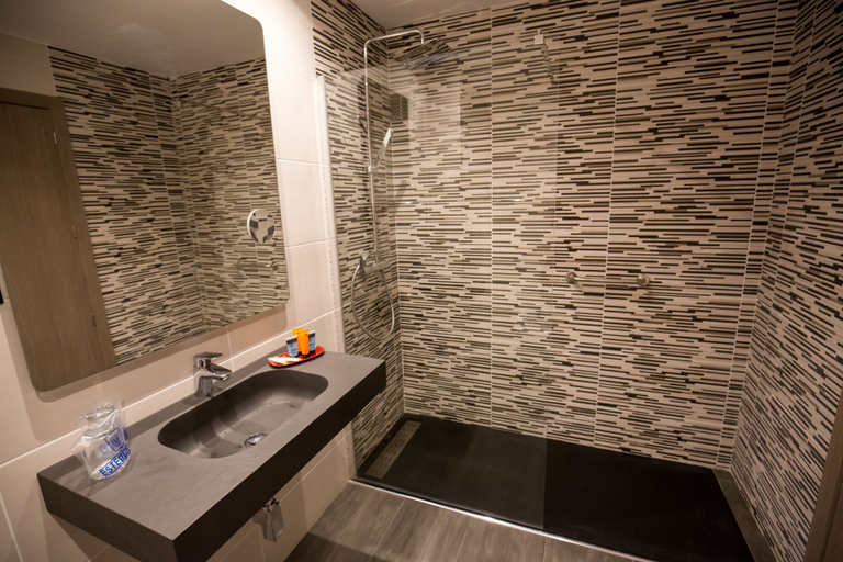 Bathroom 4, Hotel Parque Mar, Alicante