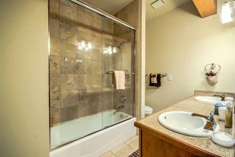 Bathroom 3, Waterford by Retreatia, Routt