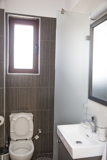 Bathroom 3, Villa Saint George, Crete